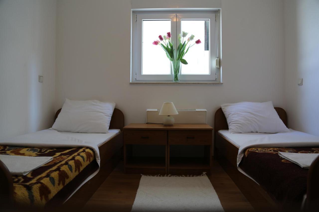 Hotel Pansion Devotions Međugorje Esterno foto